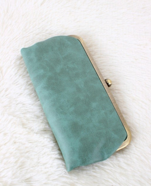 Collette Hobo Style Kiss Lock Wallet