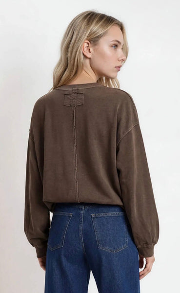 Washed Crew Long Sleeve Tee Mocha