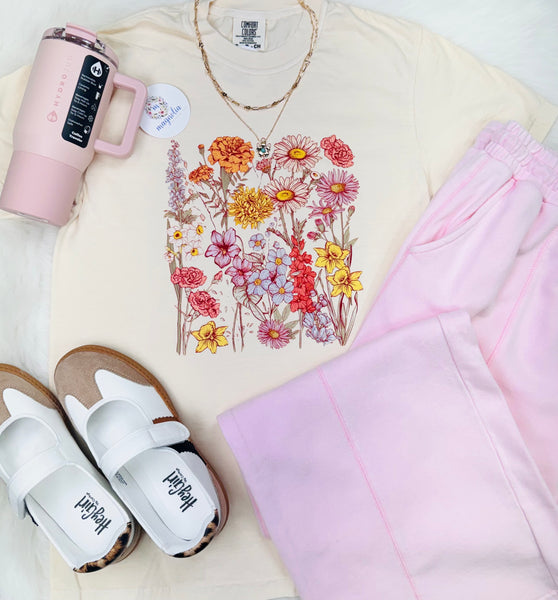 Comfort Colors Ivory Wild Flower Tee