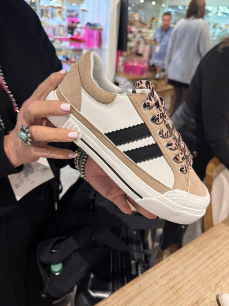 CORKYS That's Her Sneaker Sand White Black