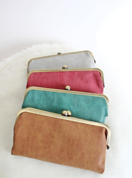 Collette Hobo Style Kiss Lock Wallet