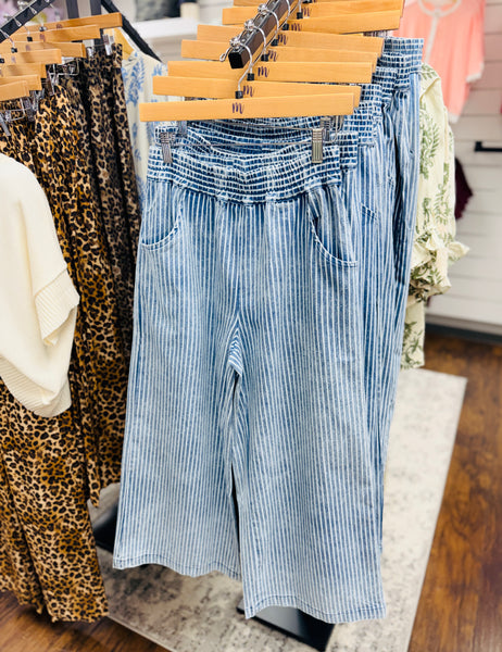 UMGEE Stripe Washed Denim Pant