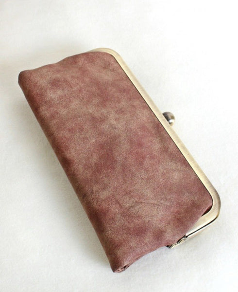 Collette Hobo Style Kiss Lock Wallet