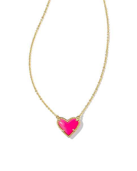 KS ARI HEART SHORT PENDANT NECKLACE GOLD