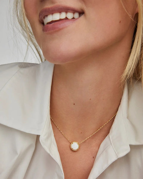 KS VOLLEYBALL SHORT PENDANT NECKLACE GOLD