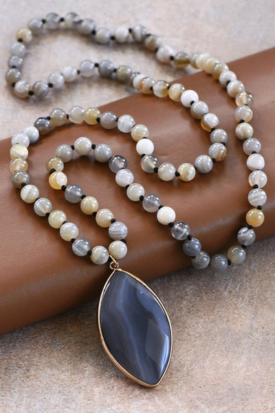 Natural Stone Bead Necklace with Agate Pendant