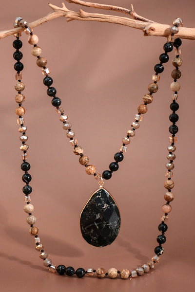 Natural Stone Bead Necklace with Onyx Stone Pendant